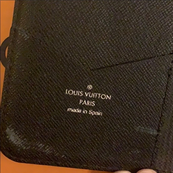 Louis Vuitton Damier Graphite iPhone 8 Plu… - Picture 3 of 12